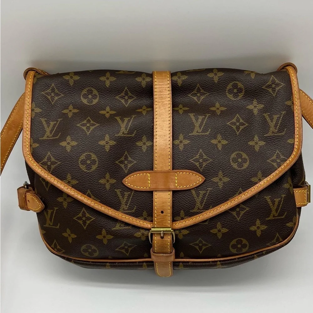 ❌SOLD❌Authentic Louis Vuitton monogram Saumur 30 - Picture 1 of 17